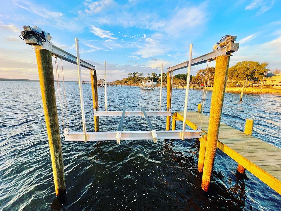 Boat Lifts / PWC Lifts